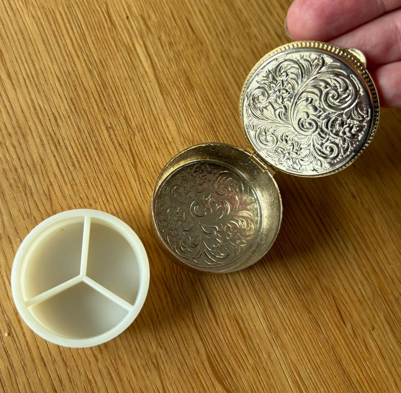 Behälter & Ähnliches: Schmuckdose Pillendose – Gebraucht aus Sins von sinserin 1