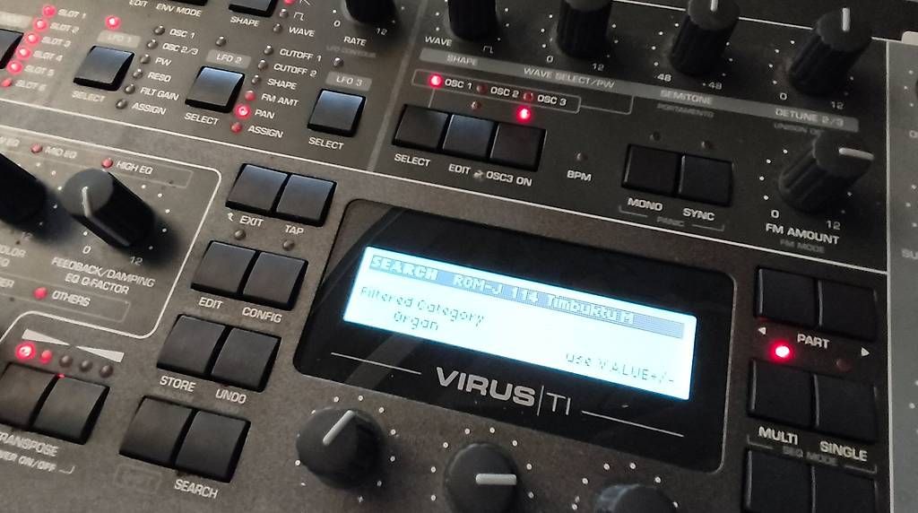 Strumenti musicali: Virus TI 2 Desktop – Usato da Davesco-Soragno venduto da nicolomariani 4