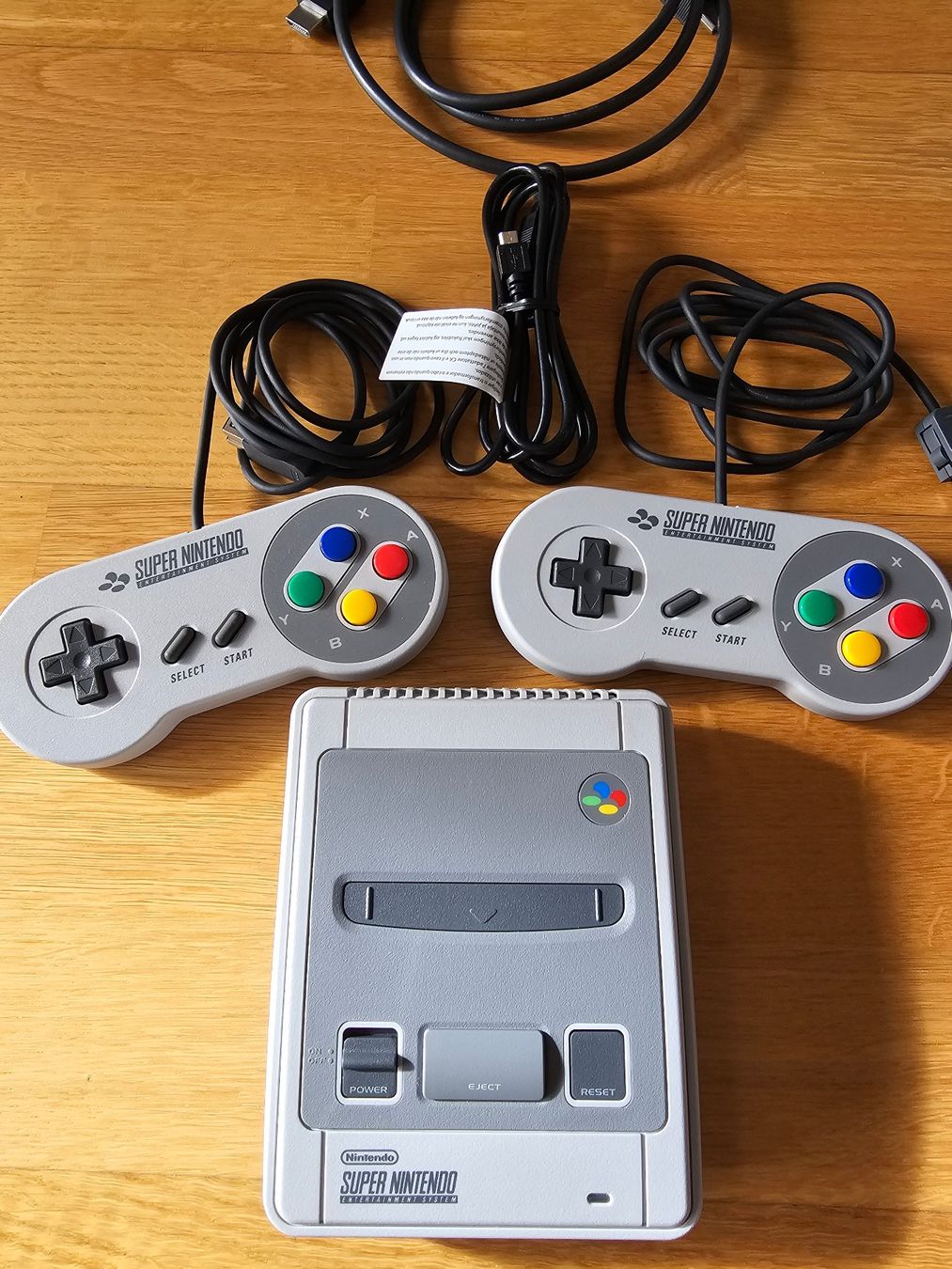 Nintendo Console: SNES Classic Mini Konsole 2 Controller OVP Retro Kult – Usato da Bern venduto da Marco0165 3