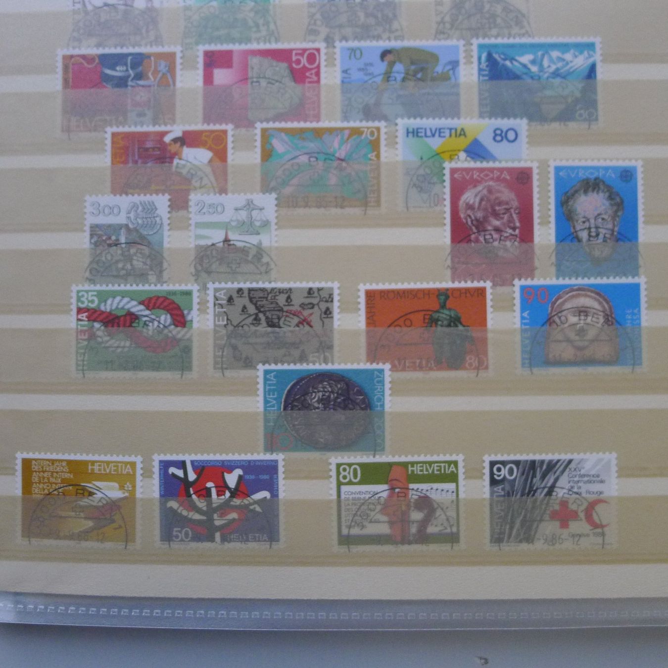 Tutti i francobolli: 1982-1994, Schweiz Sammlung mit ET-Halbmond-Stempel. – Usato da Sursee venduto da Luzernerraute 6