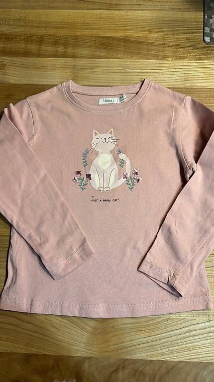 Blusen, T-Shirts & Tops: Süsses Mädchen Shirt von Sfera – Gebraucht aus Zürich von klily 3