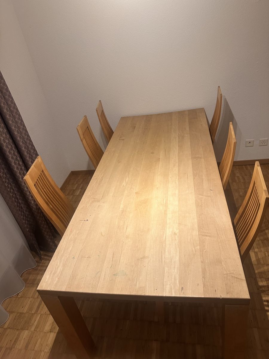 Tische: Holztisch Eiche – Gebraucht aus Diepoldsau von sim_8mcg