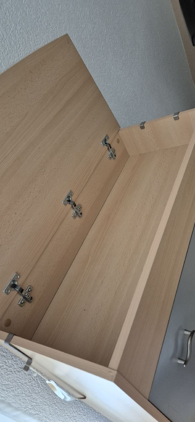 Garderobe: Schuhkommode – Gebraucht aus Lyss von malaisya 1