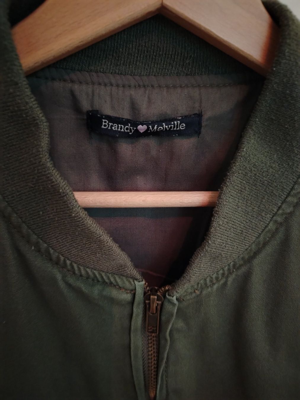 Brandy Melville Giacche: Bomberjacke Brandy Melvile – Nuovo (secondo la descrizione) da Schönenbuch venduto da sop_n7zd 3