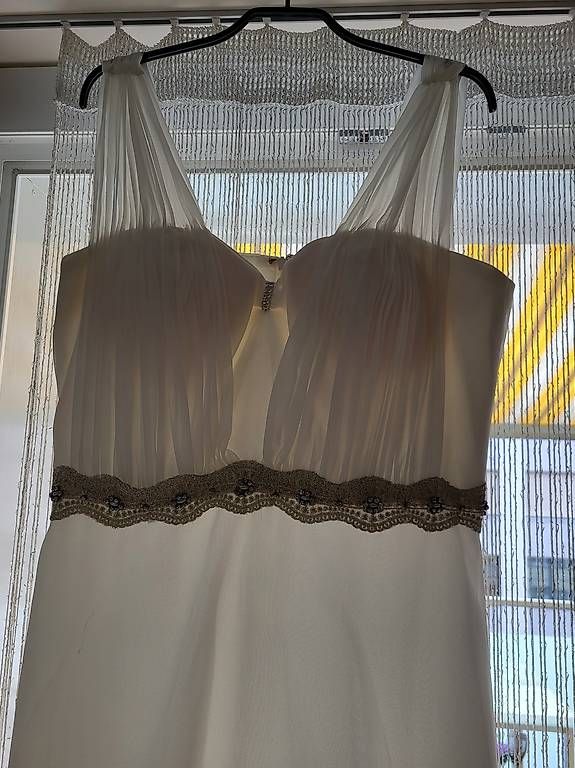 Vestiti: Wunderschönes schlichtes Brautkleid  – Nuovo e nell'imballaggio originale da Kriens venduto da Aschada 4