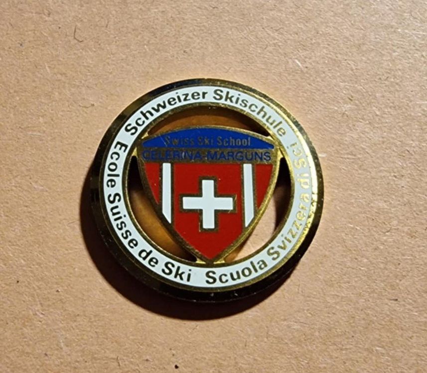 Badge Pin's Ski Celerina - Suisse - Vintage Sports D'hiver
