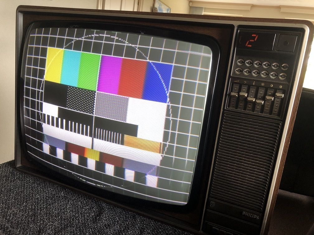 Fernseher: Ancienne télévision couleur Philips – Gebraucht aus Onex von rya_5brm