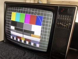 Ancienne télévision couleur Philips