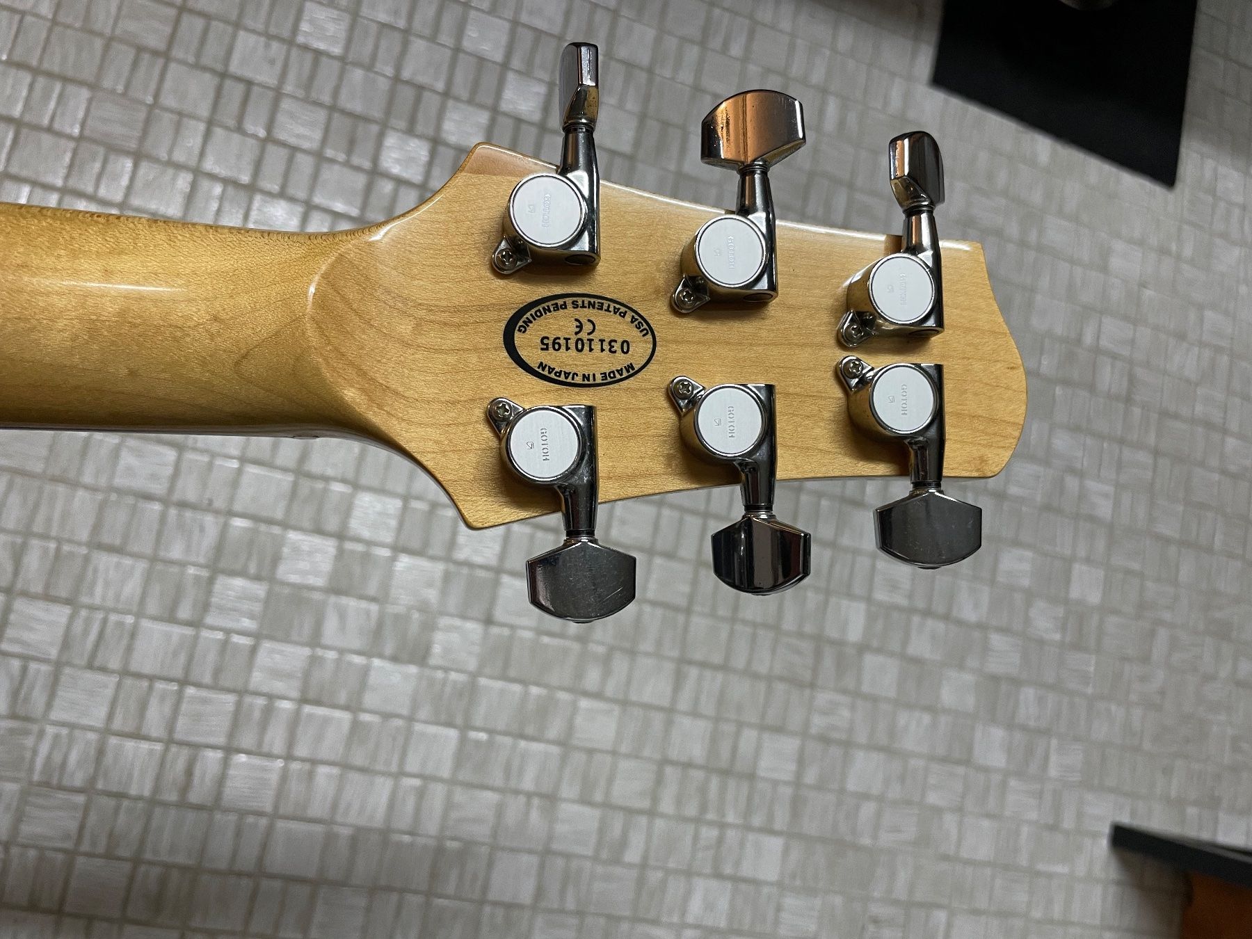 Line 6 Strumenti musicali: Line 6 Variax 700 Electric Blue – Usato da Villmergen venduto da dado2001 3
