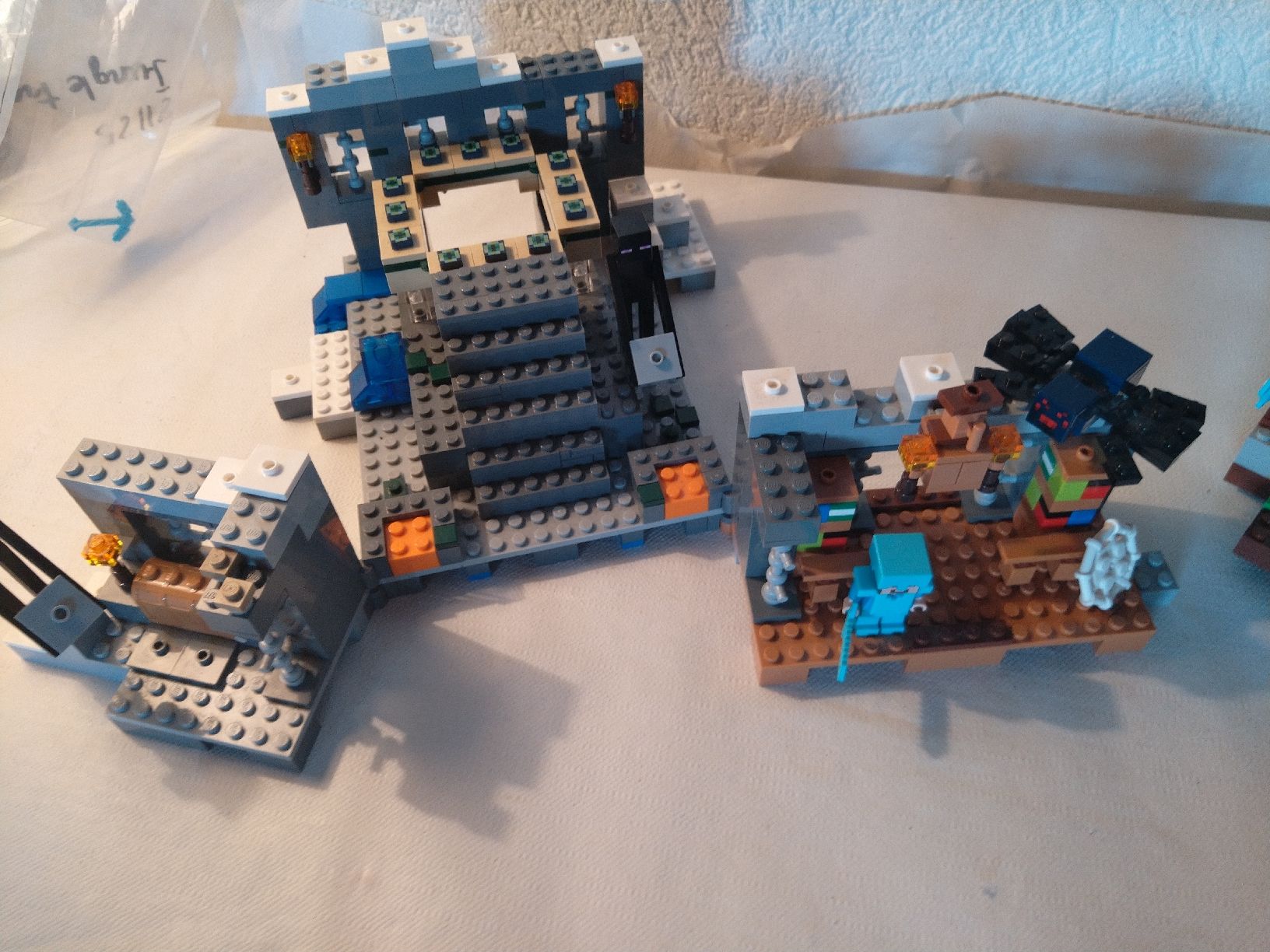 Lego Kit di costruzioni: Lego - Minecraft Lot – Usato da Les Brenets venduto da LEGOFOREVER 3