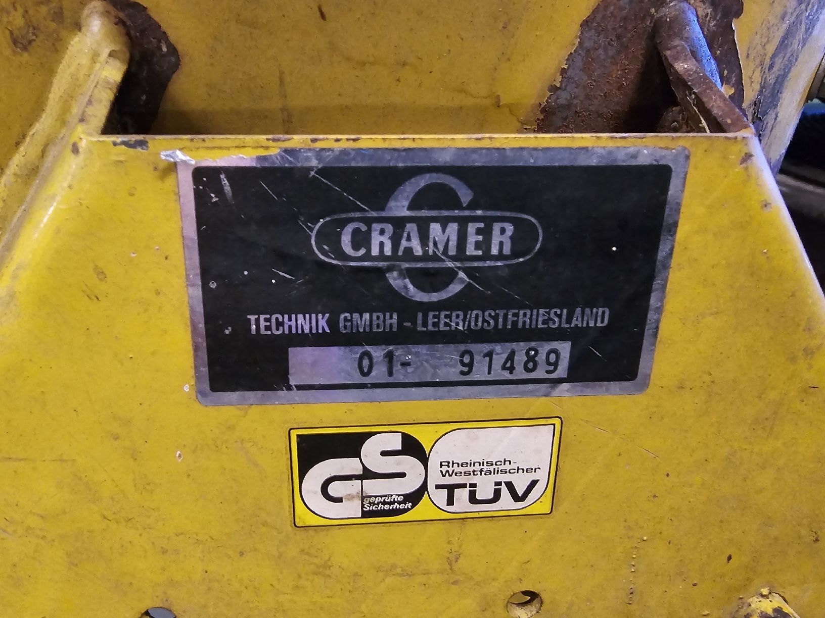 Trinciatrici: Gartenhäcksler Benzinmotor Cramer – Usato da Villnachern venduto da hasta08 8