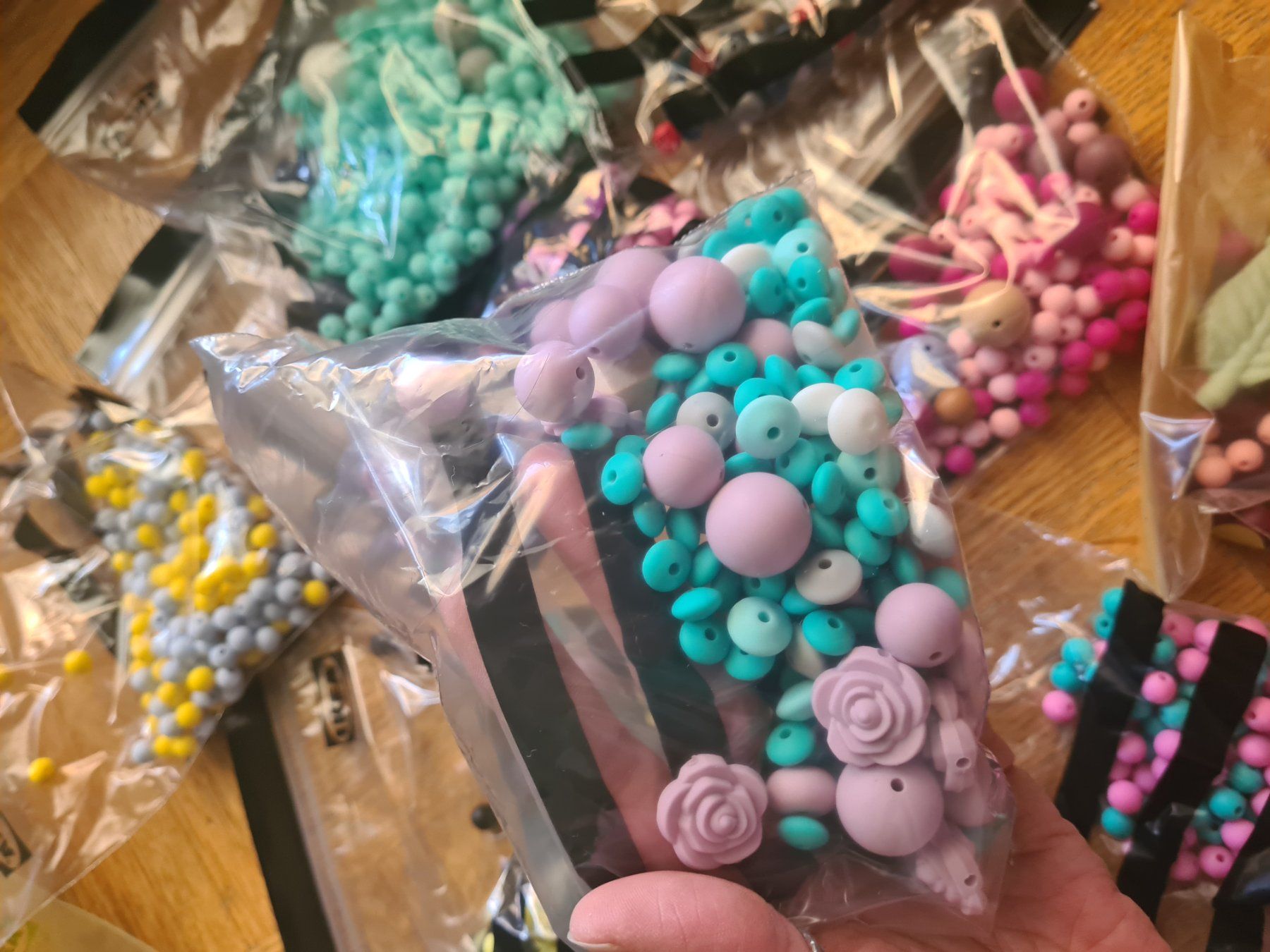 Perle (finte): Lot de perles en silicone pour loisirs créatifs – Nuovo (secondo la descrizione) da Nyon venduto da Dap_j77s 6