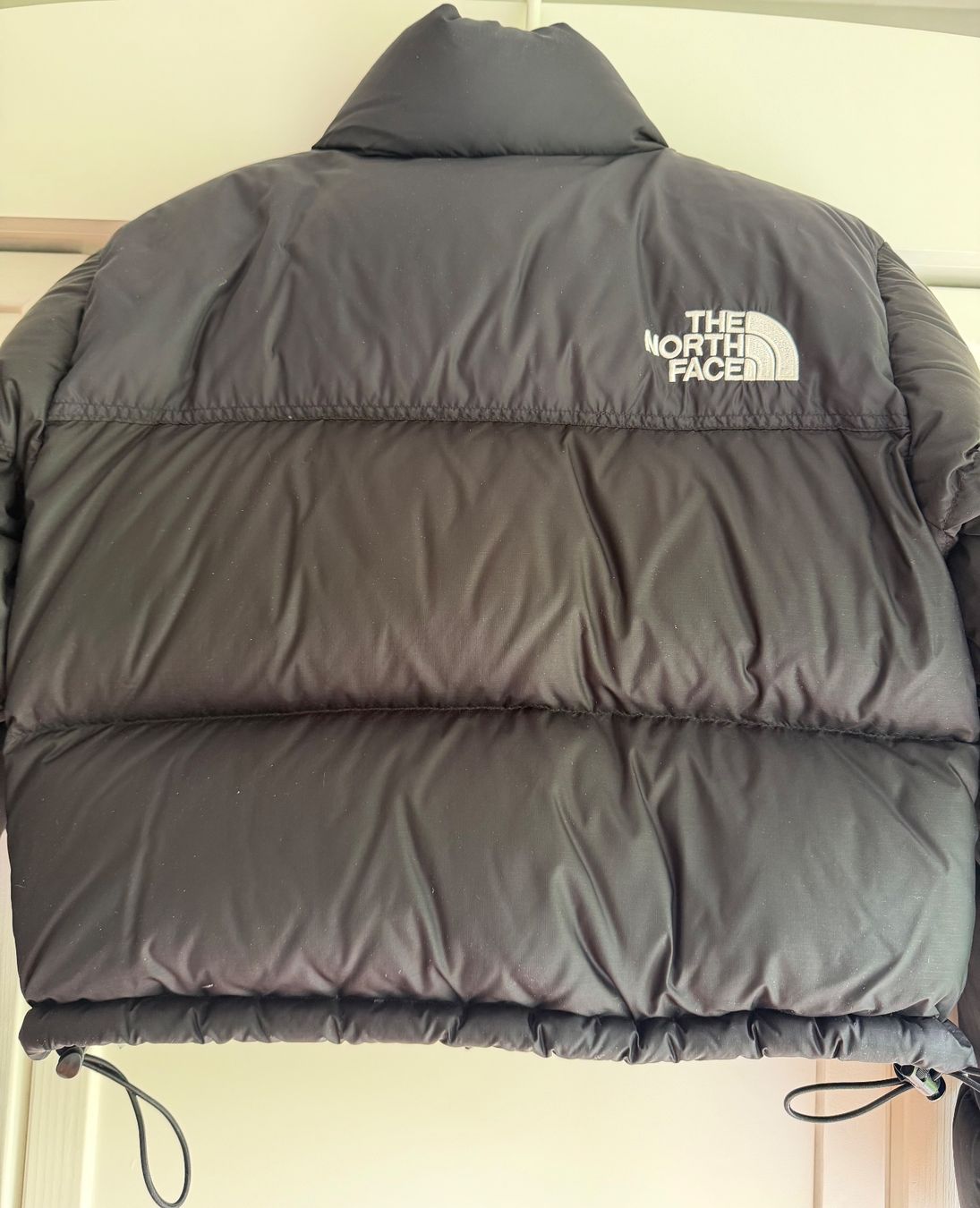 North Face Giacche: The North Face NUPTSE Short Puffer – Usato da Oberwil-Lieli venduto da Borz2 3