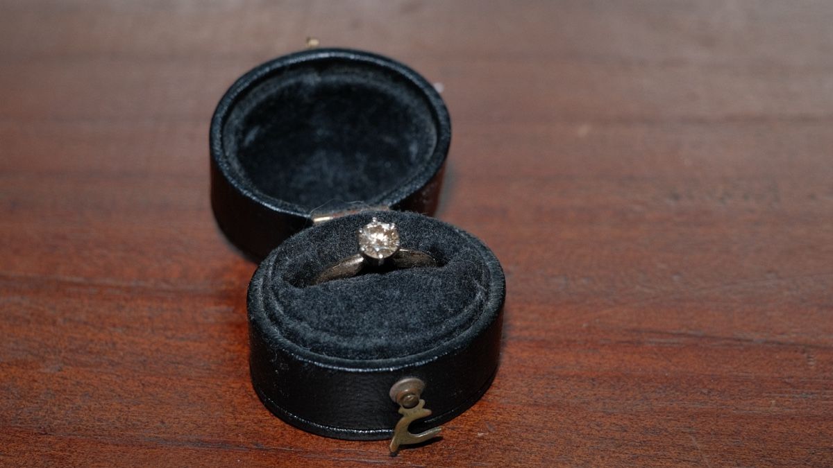 Anelli: Solitärring mit Diamant und Zertifikat – Usato da Zürich venduto da mac1963mac