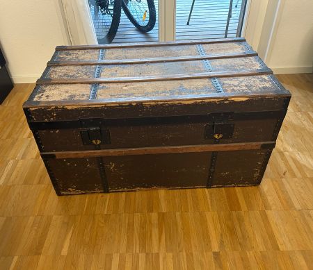 Alter Reisekoffer Truhe Kiste Holz mit Henkeln