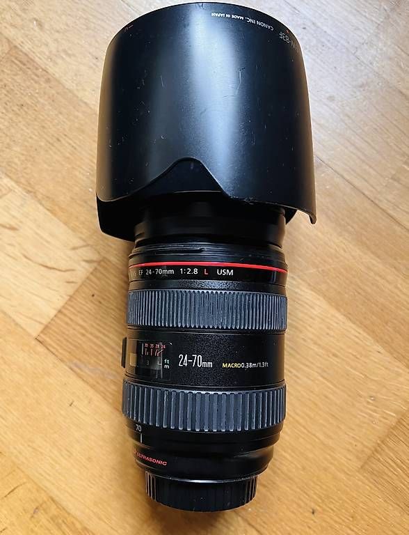Canon Fotocamera: Canon EOS 5D Mark II Kit, viel Zubehör – Usato da Regensdorf venduto da SissiS33 2