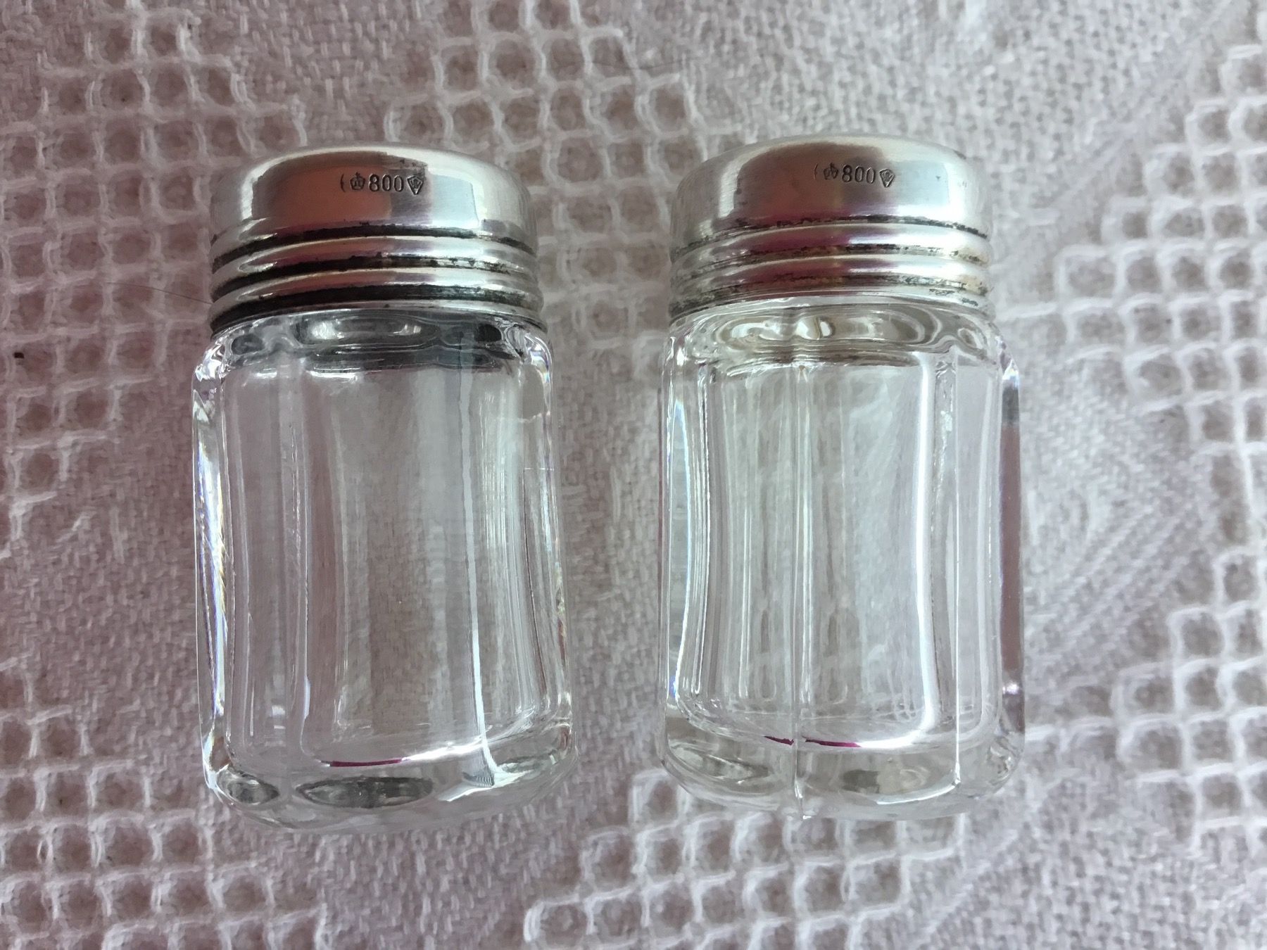 Set di tavolo e panche: Antikes Salz und Pfeffer Silber 800 – Usato da St. Gallen venduto da chamilla 7