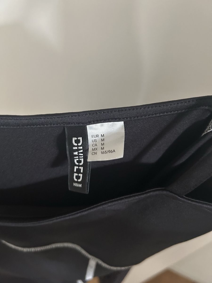 H&M Vestiti: H&M Kleid Grösse M – Usato da Läufelfingen venduto da Kitty_St 2