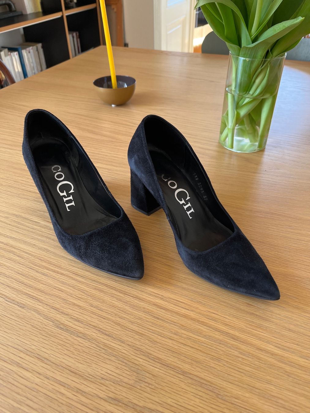 Scarpe da donna: Escarpins en daim – Usato da La Tour-de-Peilz venduto da Enzo25cc