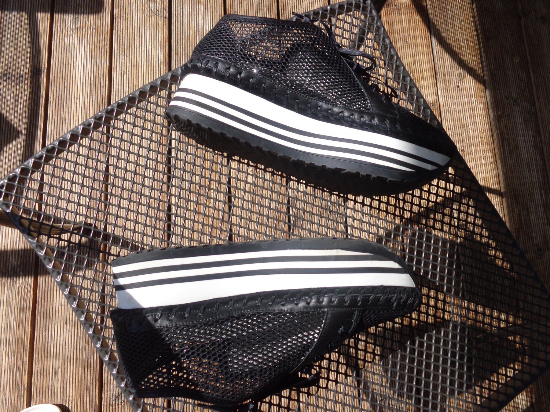 Scarpe da donna: Sneaker ca. 3mal getragen von Boutique – Usato da Sirnach venduto da spilo01 3
