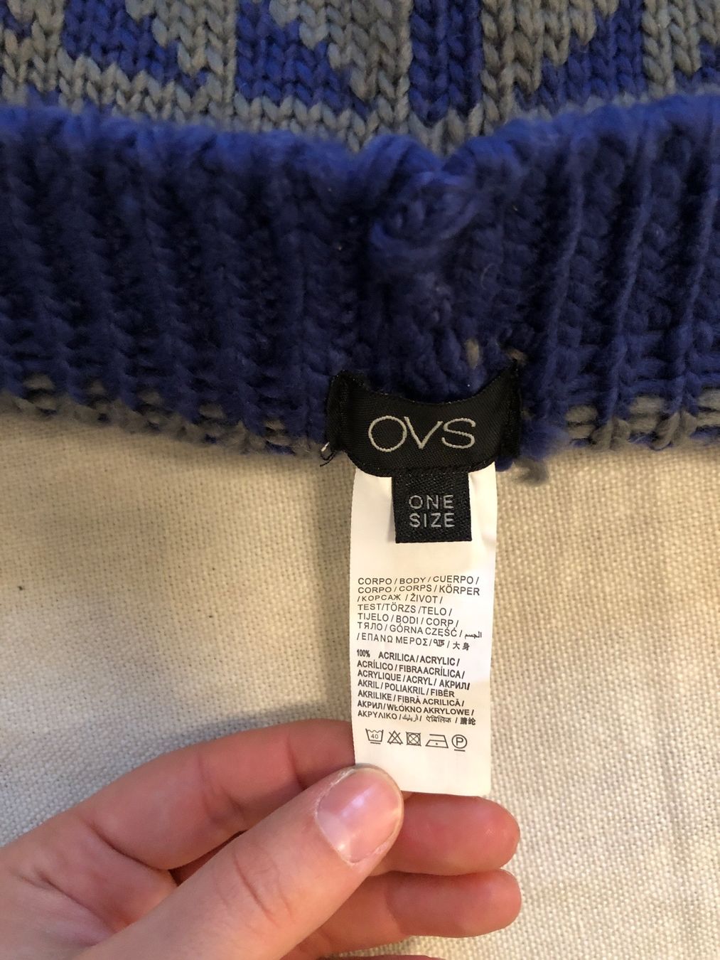 Hüte, Mützen & Caps: Vendo cappelli caldi OVS nuovi. – Neu und originalverpackt aus Mendrisio von cost.del 3