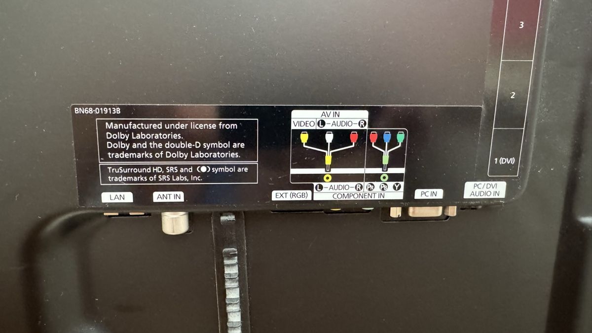 Samsung Televisori: Samsung TV UE40B8090XP – Usato da Ebmatingen venduto da All_in_27 3