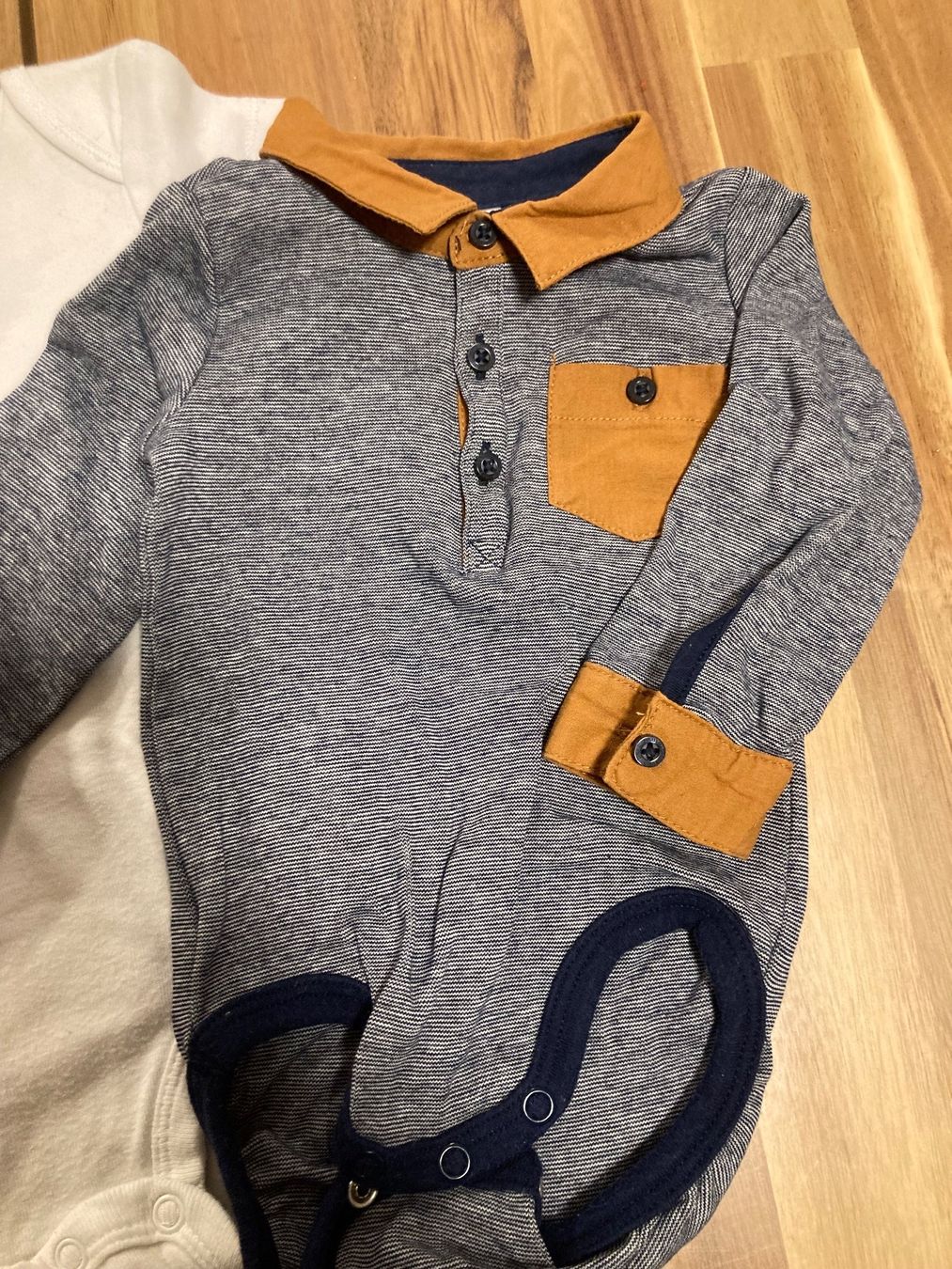 Lotti & Set di vestiti: Kinderbodies – Usato da Würenlingen venduto da meadc 1