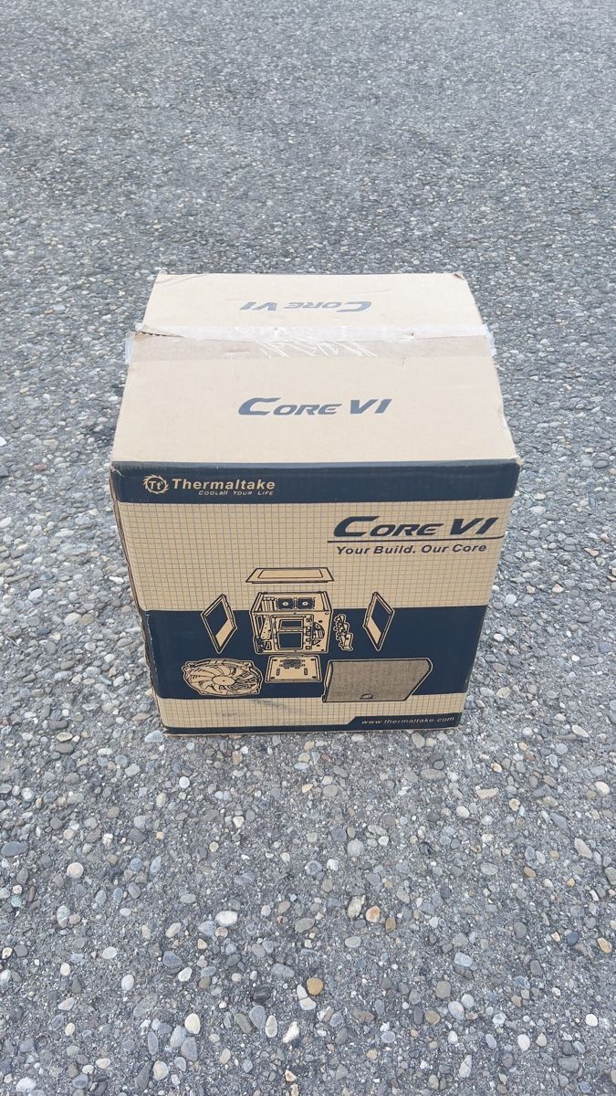 Thermaltake Custodie: Thermaltake Core V1 Snow Edition - Mini-ITX Gehäuse – Nuovo (secondo la descrizione) da Madiswil venduto da SWISS_49.B