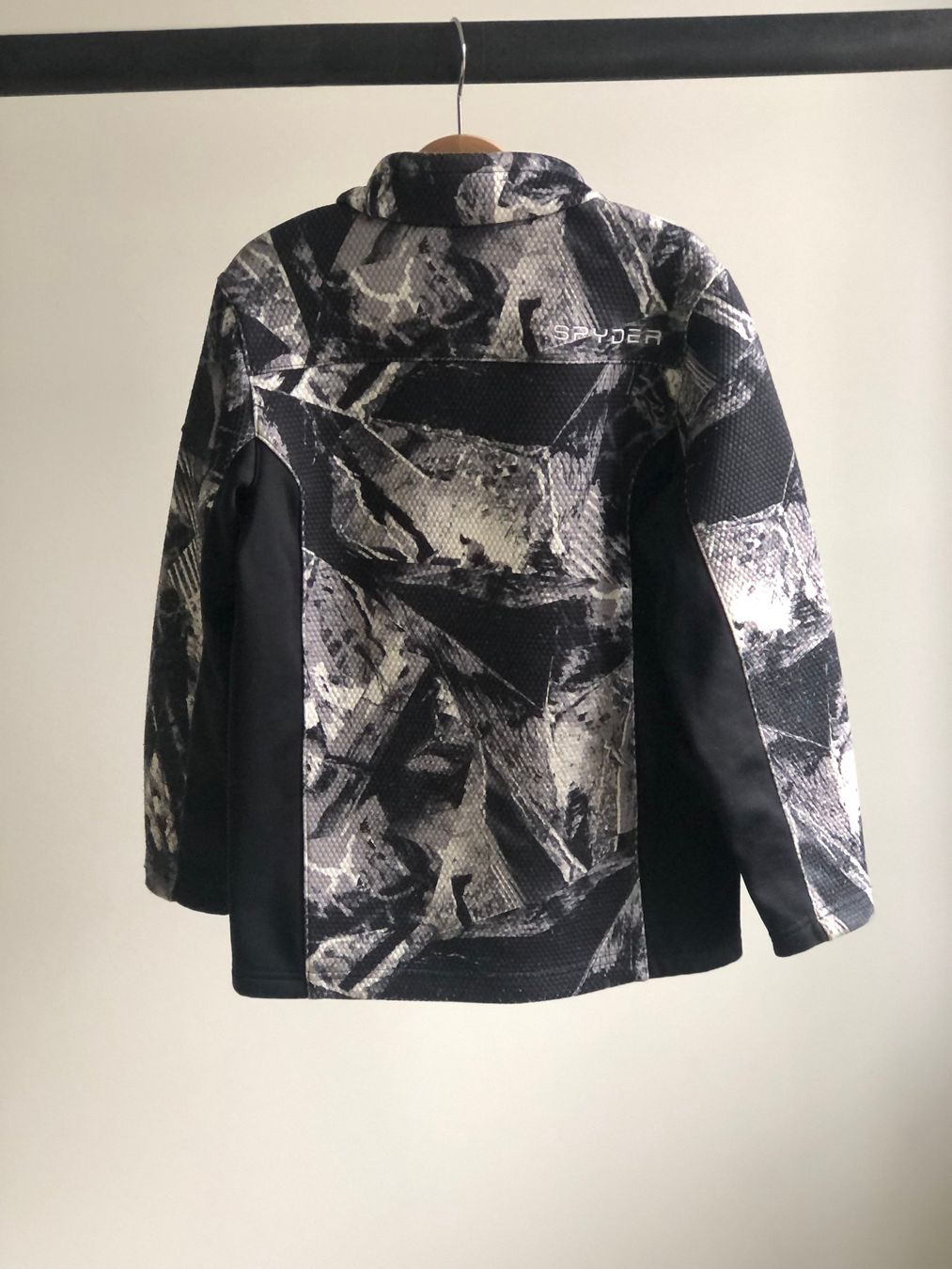 Maglioni & Felpe: Kinder Spider Fleece – Usato da Unterägeri venduto da Lerchemeerenge 1
