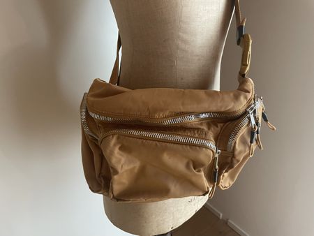 Ivy Park Bauchtasche beige Top Zustand