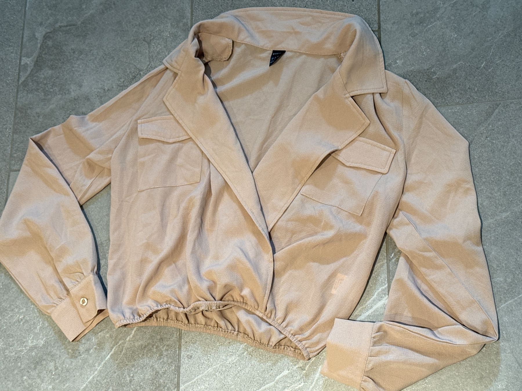 Shein Camicette: ,Leichte Kurz- Bluse SHEIN, S – Usato da Amriswil venduto da used2use