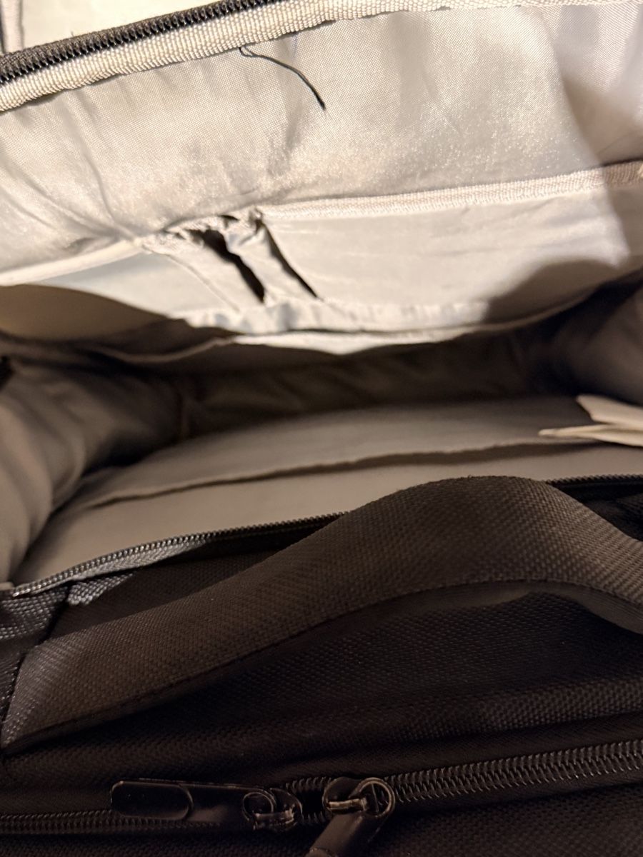 Zaini: HP Laptop Backpack - Like New Condition - Black! – Usato da Paradiso venduto da Ixaya.studio 3