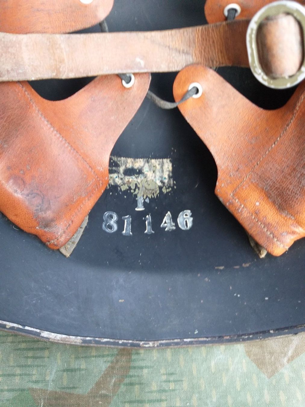 Schweizer Armee Pompieri: Stahlhelm Mod. 1940/63 Feuerwehr St.G – Usato da Bauma venduto da SwissMilitaria 6