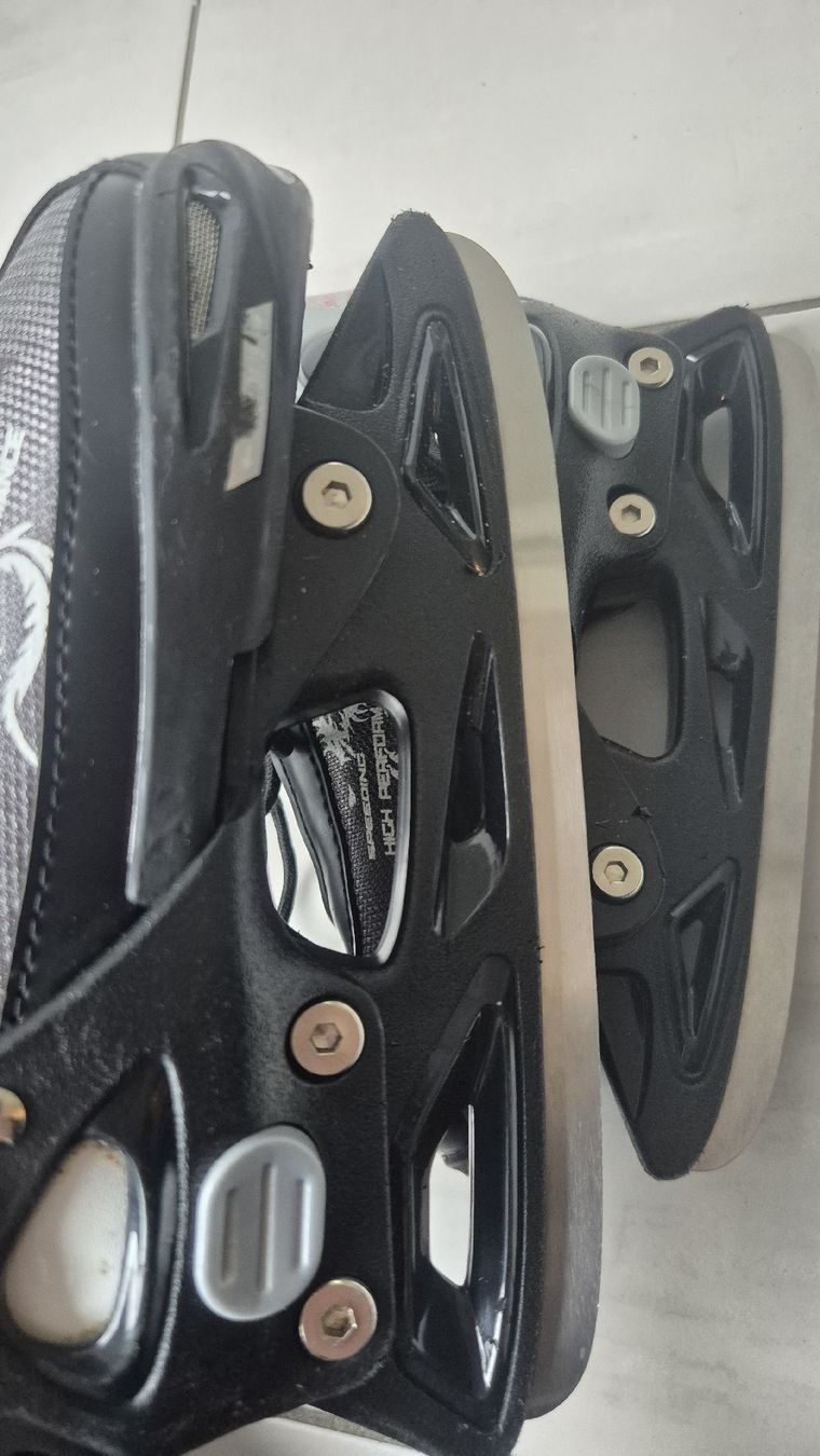 Pattini da ghiaccio: Extend Eishockeyschuhe Dragon Junior Grösse 29-32 schwarz – Usato da Mülligen venduto da fab_7l5v 2