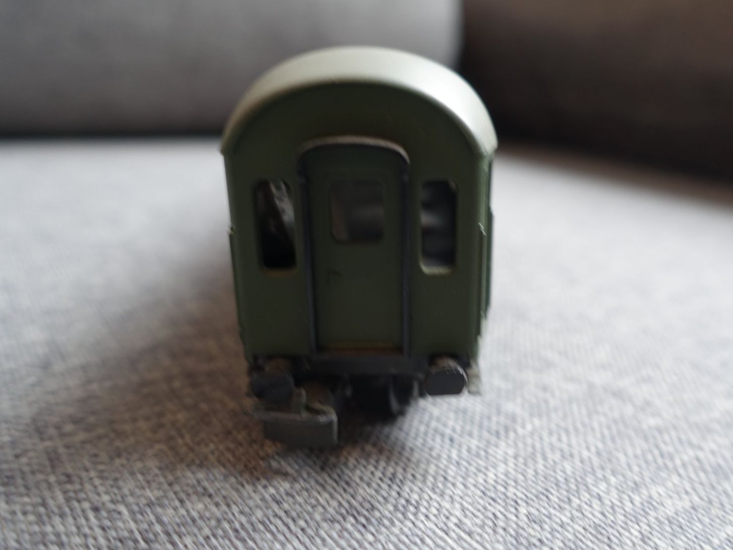 Kleinbahn Modellini di ferrovie: KLEINBAHN No. 383 Schweizer Bahnpostwagen Z4 – Usato da Wallbach venduto da Sarrows 4