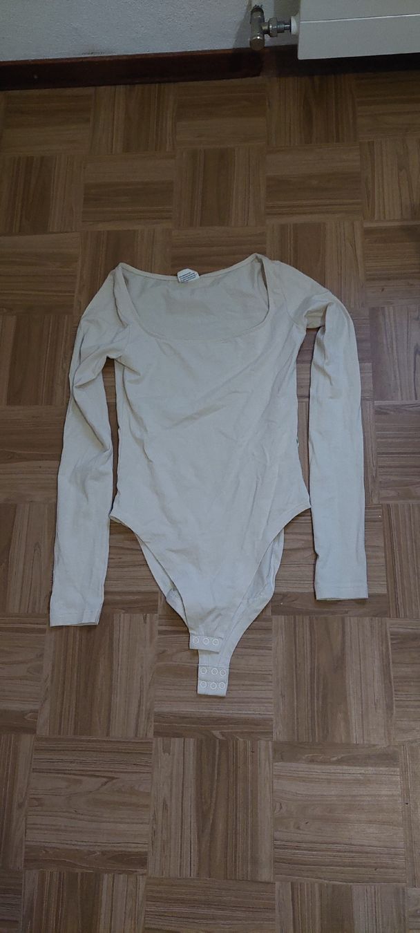 Altra biancheria intima: einfarbigen Body – Nuovo (secondo la descrizione) da Unterbäch VS venduto da Nifadi