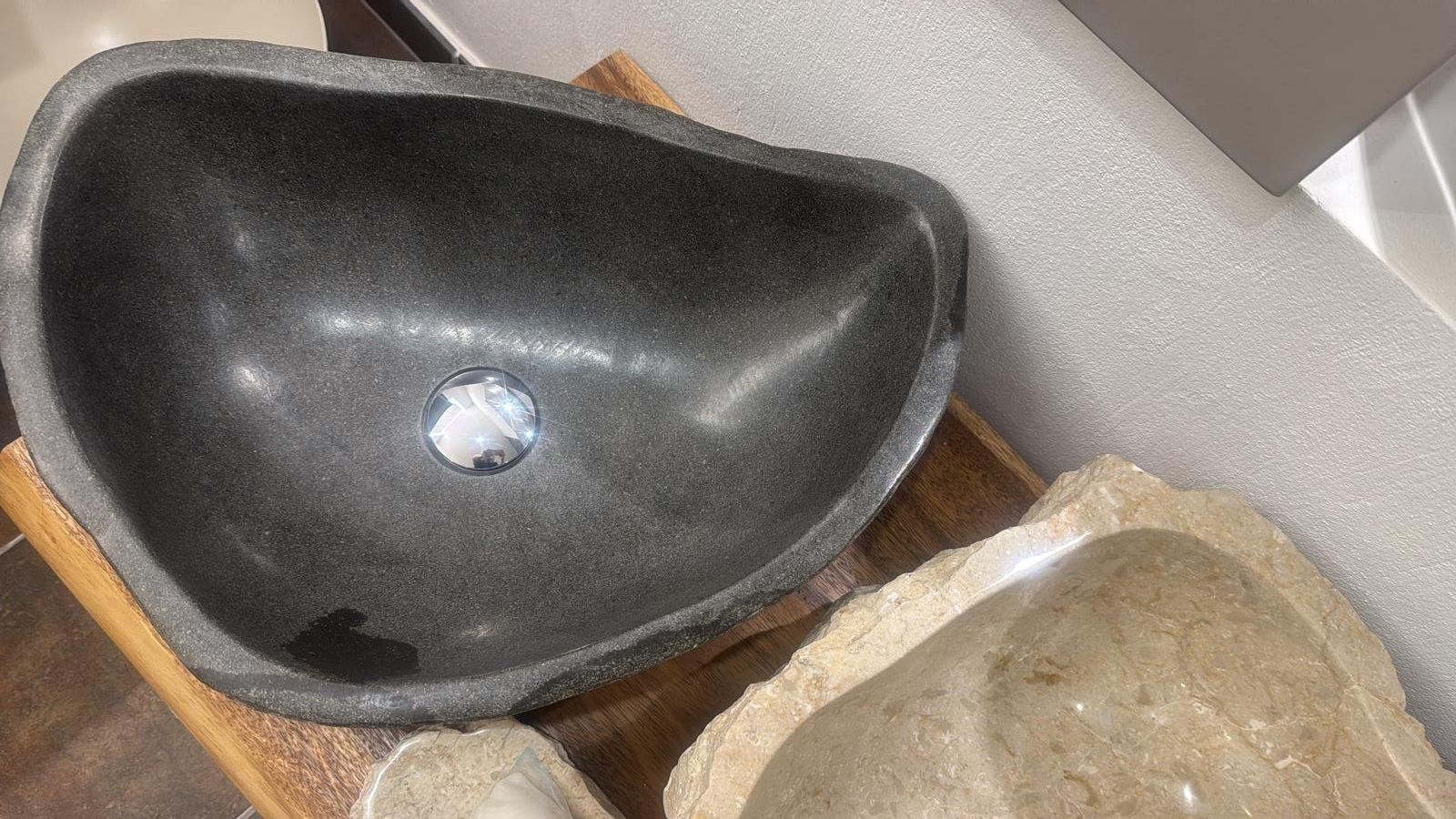 Lavabi & lavandini: Granit-Waschbecken Riverstone Grau – Nuovo e nell'imballaggio originale da Berikon venduto da al7_7jyx 2