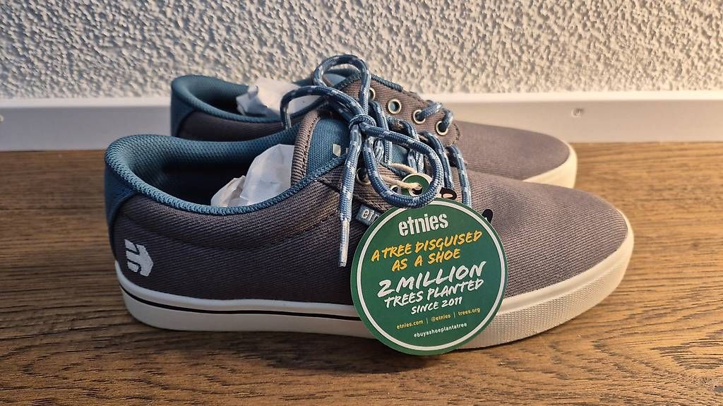 Etnies Scarpe da uomo: etnies Jameson 2 Eco 38.5 – Nuovo e nell'imballaggio originale da Freienstein venduto da Murloc