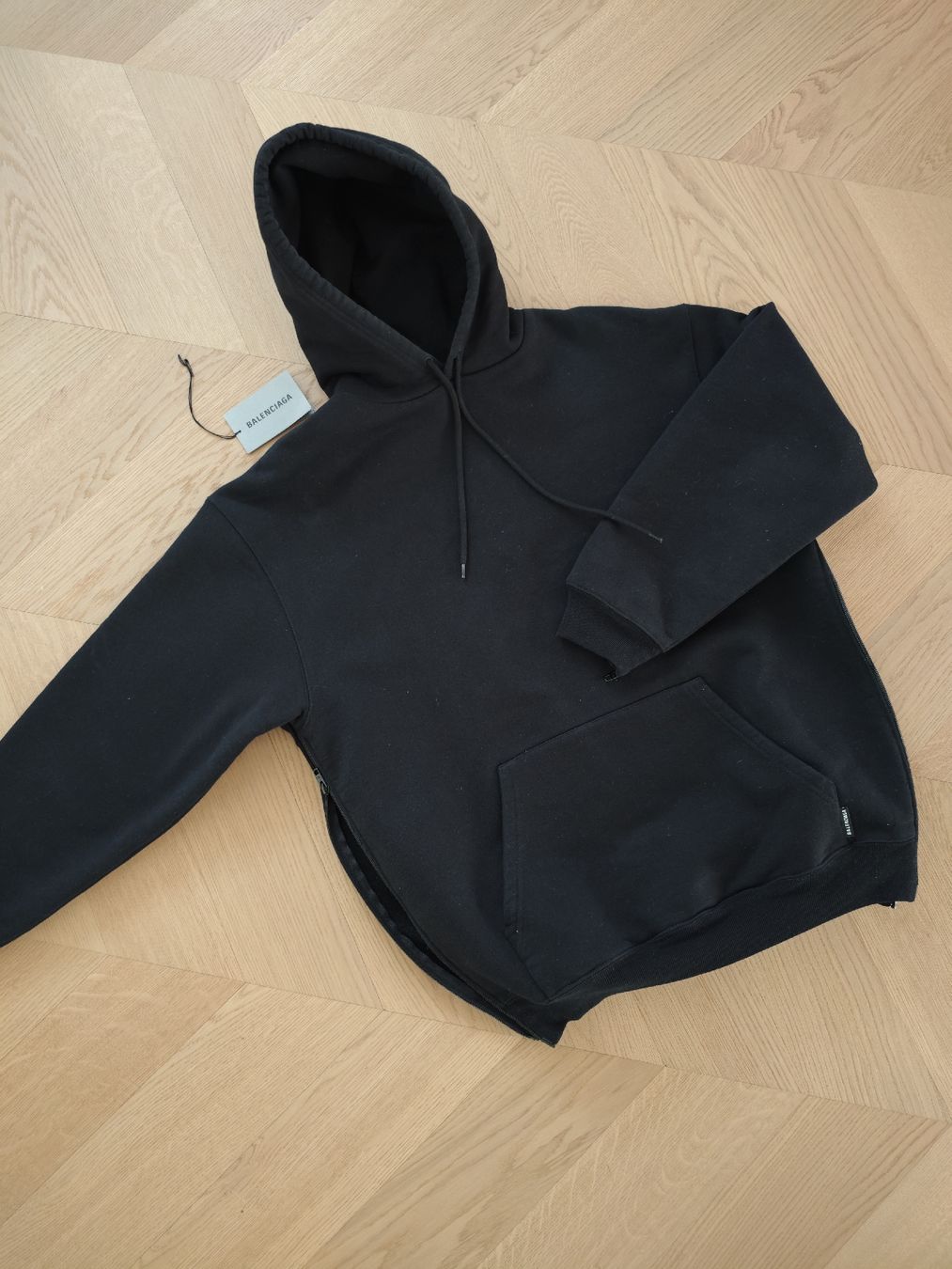 Balenciaga Maglioni & Felpe: BALENCIAGA Oversize Hoodie Kapuzenpullover – Nuovo (secondo la descrizione) da Erlenbach ZH venduto da nlh 8