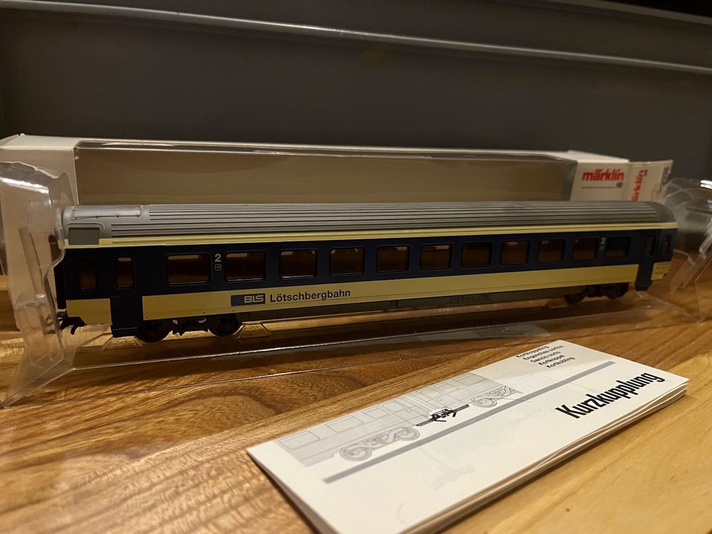 Wagon Voyageurs Märklin HO - 2ème Classe Avec Fourgon Bagages, DB Ancien, Vert