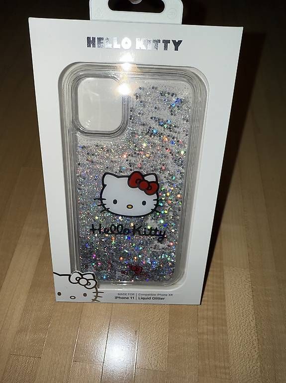 Coques & Protection écran: iPhone 11 / Liquid Glitter HELLO KITTY Hülle Case – Neuf avec emballage d'origine à Buchs AG par Cres3 2