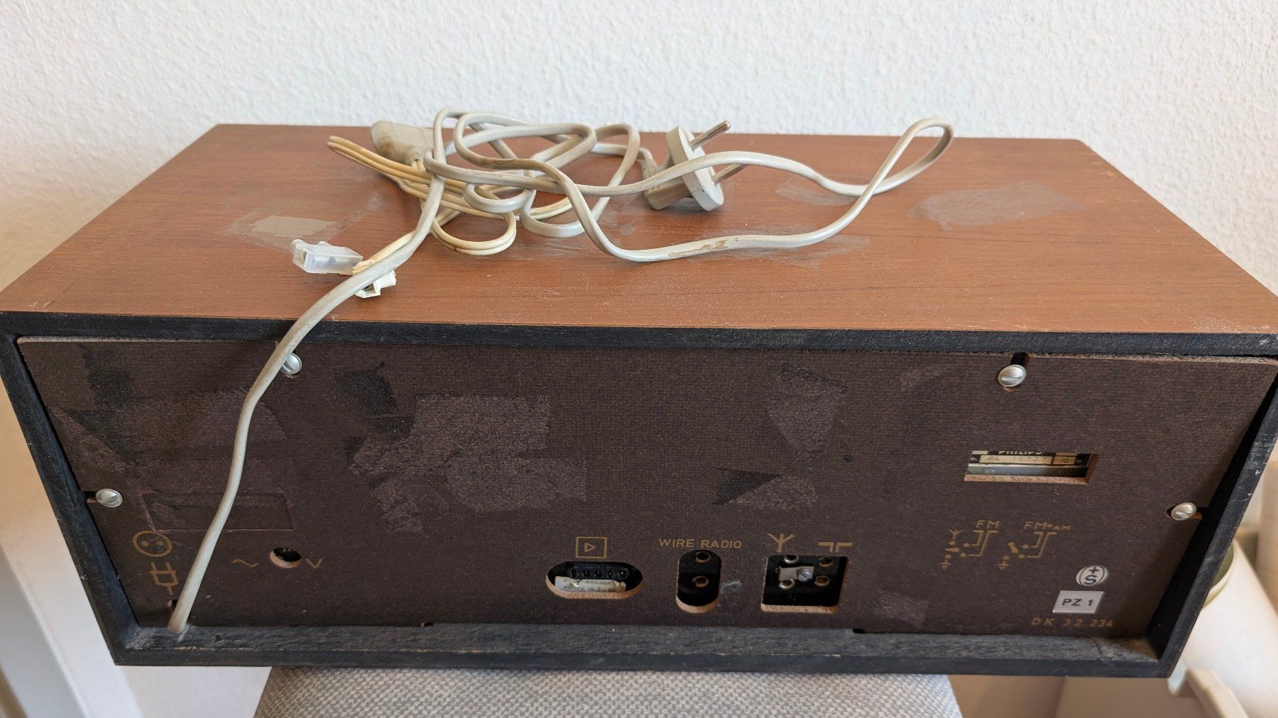 Philips Radios: Alter Philips Radio – Gebraucht aus Adligenswil von Jorosi 1