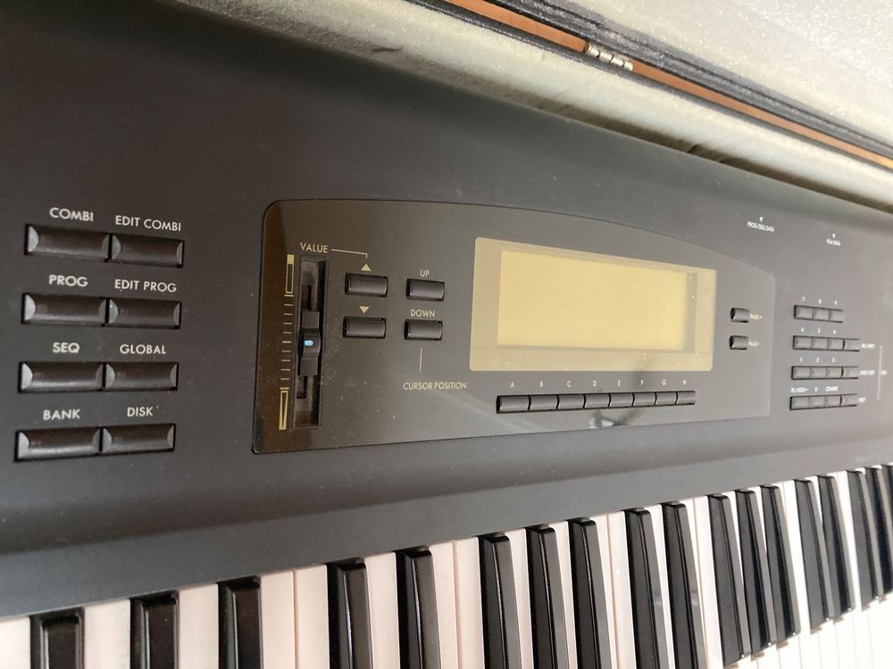 KORG 01/W FD Keyboard Synthesizer (Gebraucht) in Luzern für CHF 388 ...