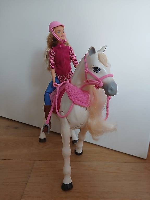 Bambole: Barbie dancing horse  – Usato da Lugano venduto da plo_7rxx 1