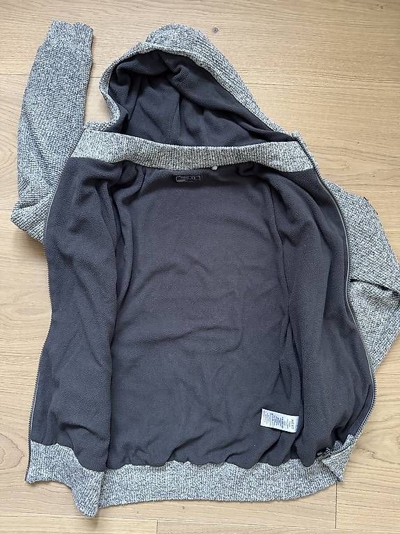 Jacken & Mäntel: Kapuzen-Strickjacke Next, 152 – Gebraucht aus Wermatswil von angre 3