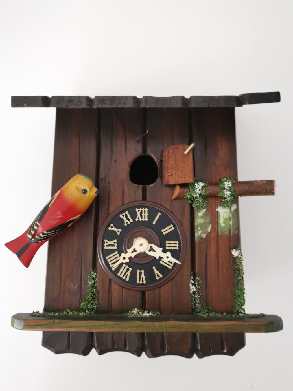 Petites maisons à oiseaux: Vogelhaus aus original Kuckucks Uhr – D'occasion à St. Margrethen SG par Goldig 1