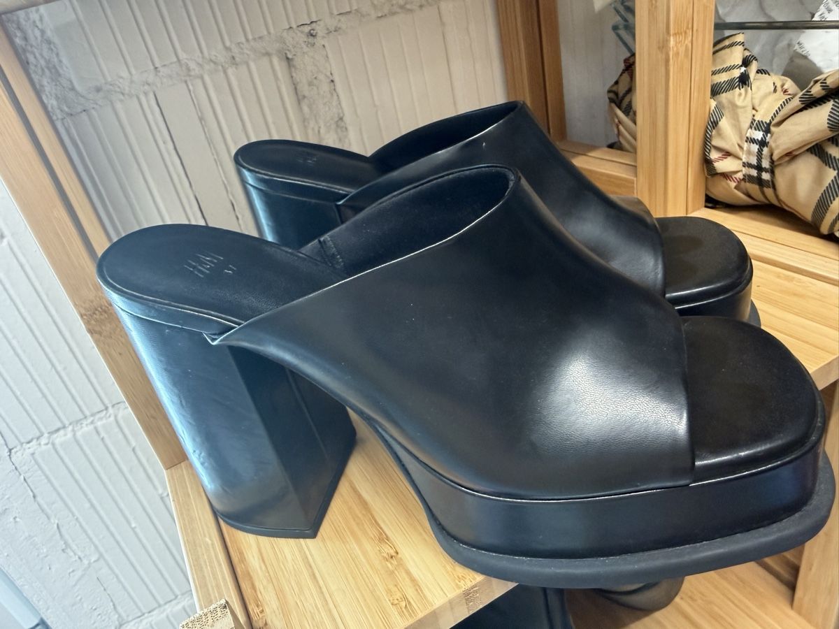 H&M Scarpe da donna: High heels Gr.37 – Nuovo e nell'imballaggio originale da Bülach venduto da asy_v9jt 1