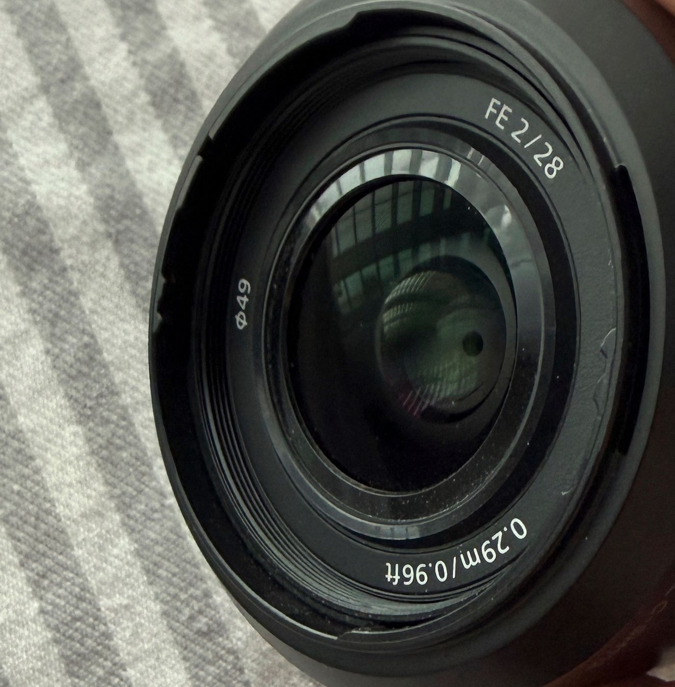 Sony Objektive: Sony Objektiv FE 28mm/F2.0 – Gebraucht aus Meisterschwanden von jpm2000