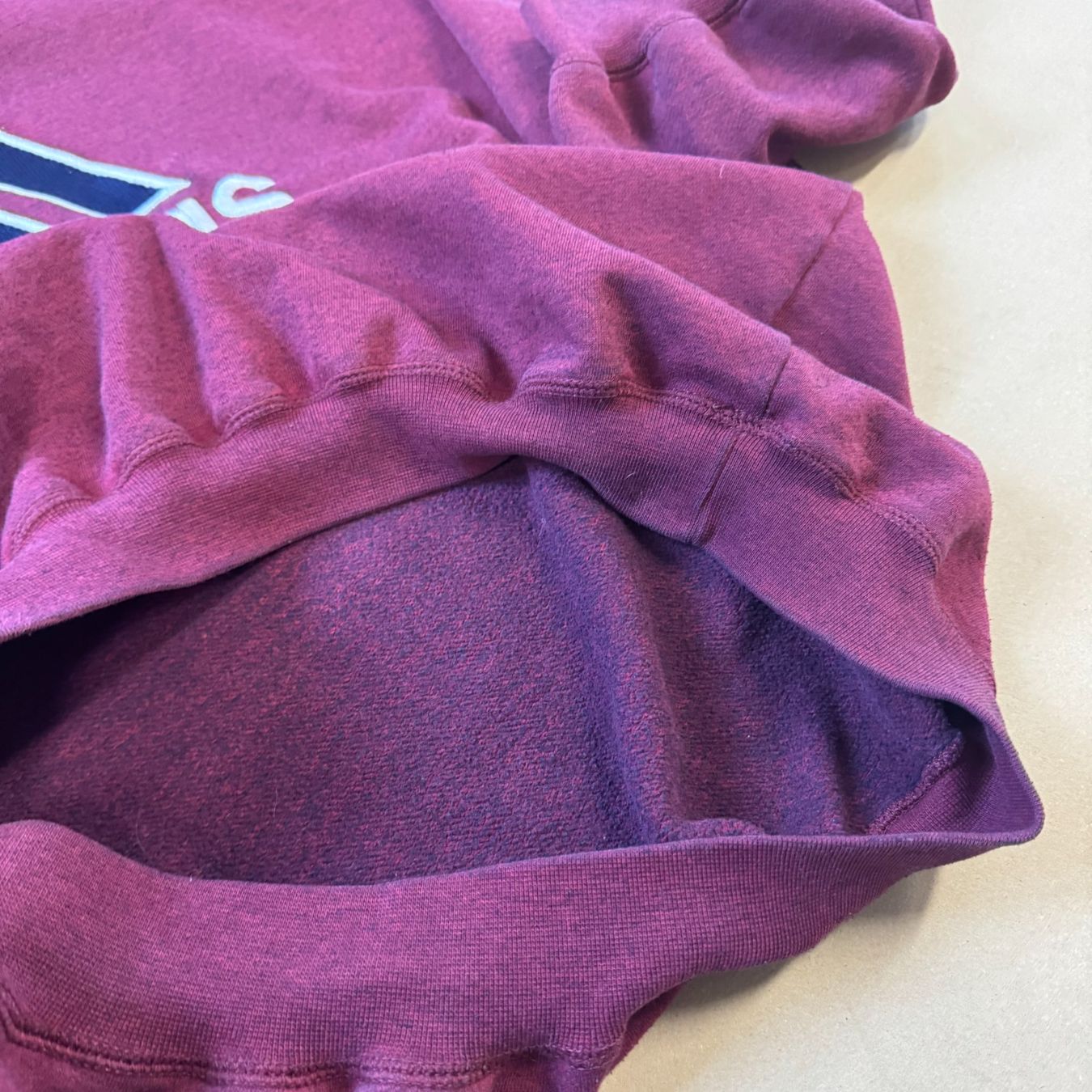 Adidas Pullover & Sweatshirts: Vintage Adidas 90s oversized sweatshirt retro pull – Gebraucht aus St. Gallen von sourced_limited 4