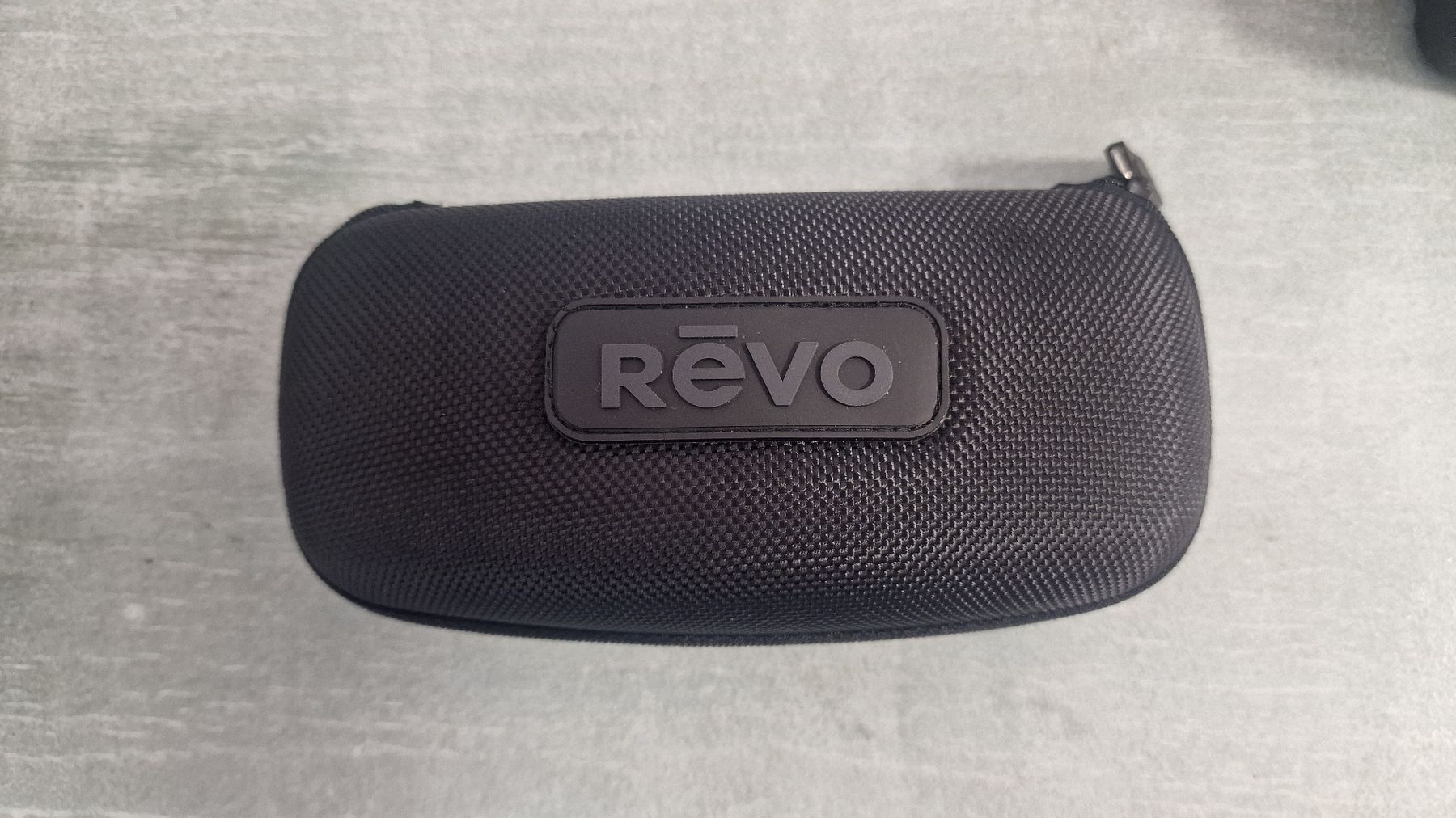 Altro in  Abbigliamento & Accessori: Rēvo Brillenetui – Nuovo (secondo la descrizione) da Hasle LU venduto da luc_9pxg